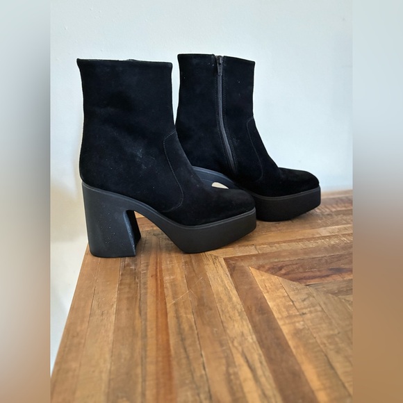 NEVER WORN LβIntervalle Bolzano Black Suede Platform Ankle Boot - Size 38 - Picture 4 of 5